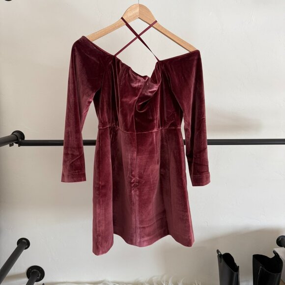 Anthropologie Velvet Long Sleeve Dress in Burgundy Hutch NWT size 4 - Picture 10 of 12